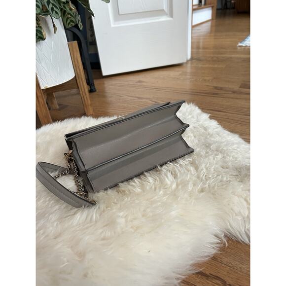 Tory Burch Robinson Convertible Shoulder Bag, French Gray - Picture 8 of 8